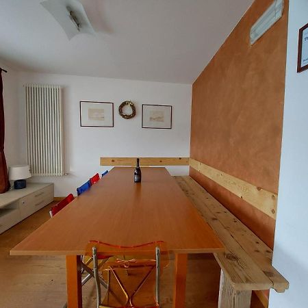 The Lake Apartment Colico Luaran gambar