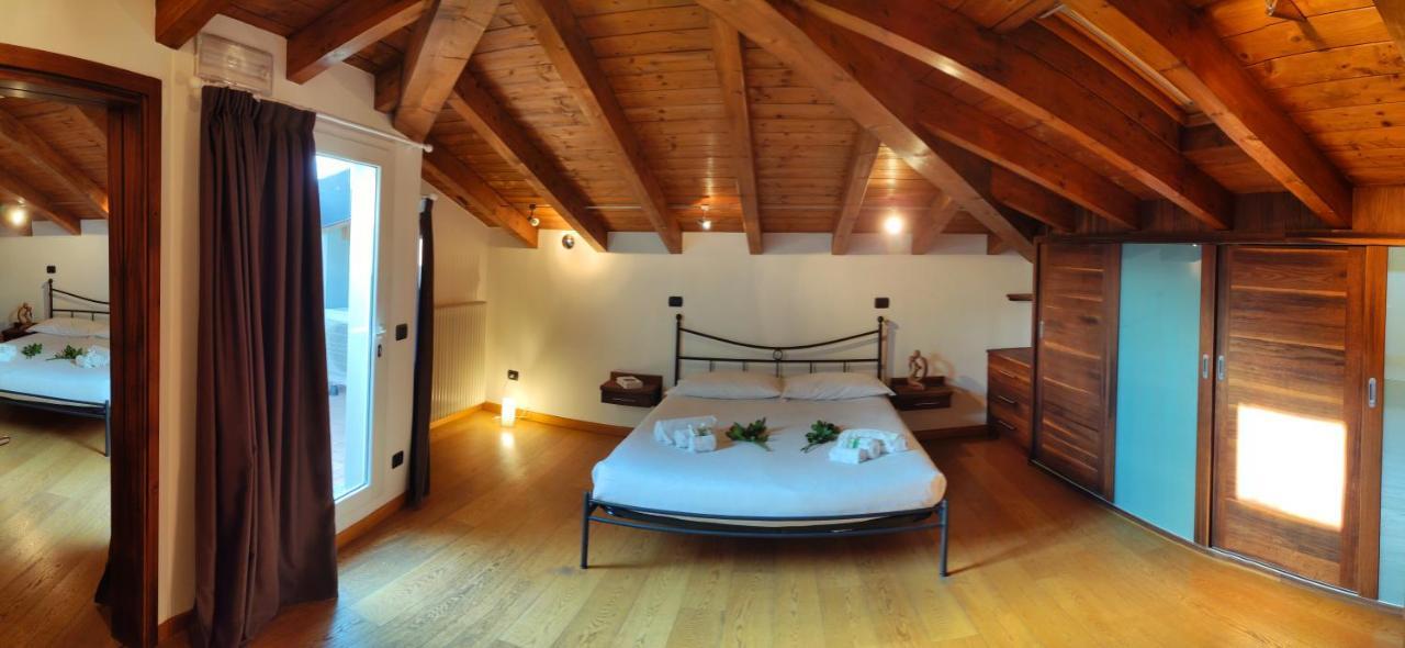 The Lake Apartment Colico Luaran gambar