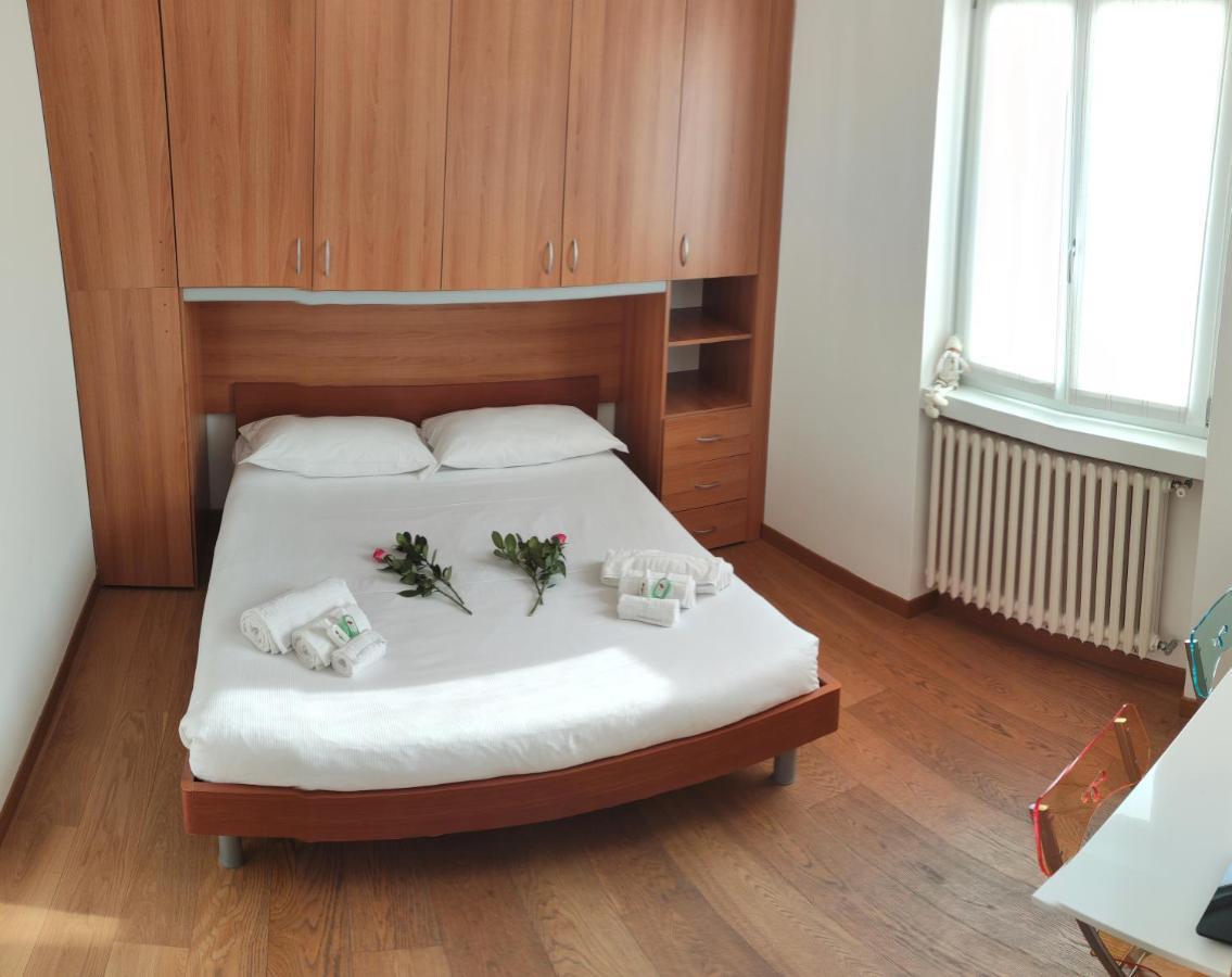 The Lake Apartment Colico Luaran gambar